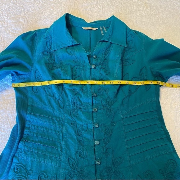 Soft Surroundings Embroidered Button Front Teal Top - M - Picture 11 of 13